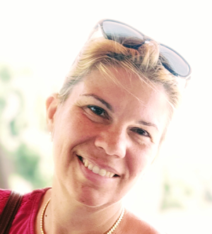 Ingatlan közvetítés - EHAZ Ingatlan Kft. Budapest Szakmai segítséget nyújtunk ügyfeleinknek, hogy a vételi-eladási folyamat jogilag teljesen rendezett formában, részletes és teljeskörű tájékoztatás mellett.